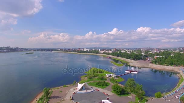 Αεροφωτογραφίες Τοπίο Της Πόλης Από Ψηλά Καλοκαίρι Ιρκούτσκ — Αρχείο Βίντεο