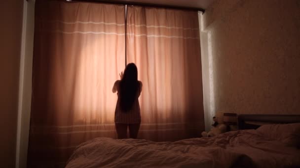 Young Girl Long Dark Hair Light Nightgown Wakes Large Bed — Stock Video