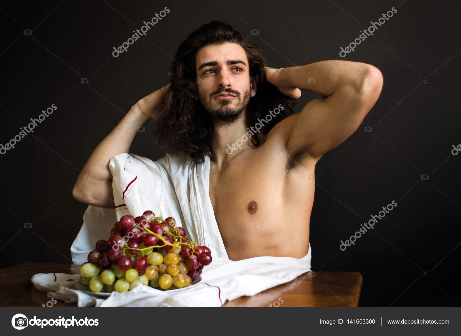 Photo Beautiful Naked Guy With Long Curly Hair With White Drapes
