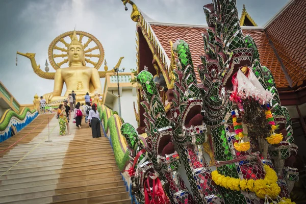 Golden Big Buddha, templo de Wat Phra Yai, Koh Samui, Tailandia . — Foto de Stock