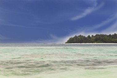 Turquoise blue water, white beaches. Rasdhoo island Maldives, Rasdhoo-Atoll. clipart