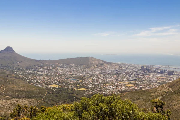 Panorama vista de Ciudad del Cabo, Sudáfrica desde Table Mountain . — Foto de Stock