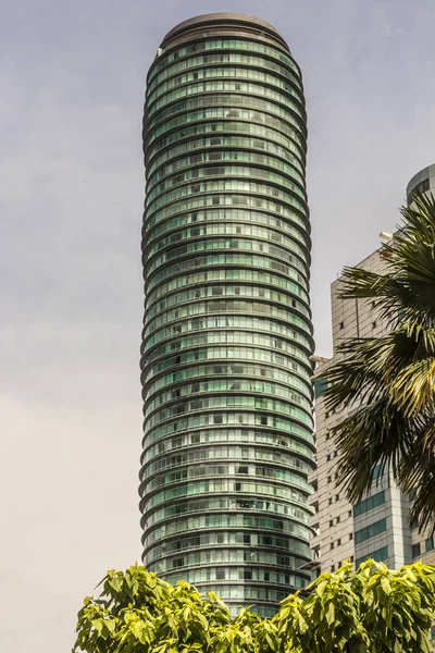 Edifício Incrível Redondo Arranha Céus Kuala Lumpur Malásia — Fotografia de Stock