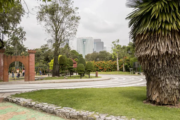 马来西亚吉隆坡完美而干净的Perdana植物园 — 图库照片