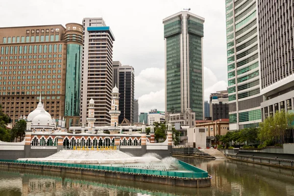 Mezquita Masjid Jamek Kolam Biru Kuala Lumpur — Foto de Stock