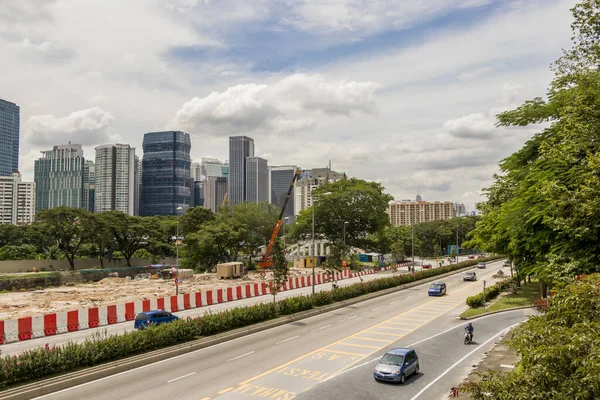 Carretera Con Obras Construcción Paisaje Urbano Kuala Lumpur — Foto de Stock