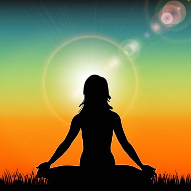 Gün batımı arka plan üzerinde yoga kadın silüeti. Lotus yoga poz Padmasana. Vektör Yoga Pose