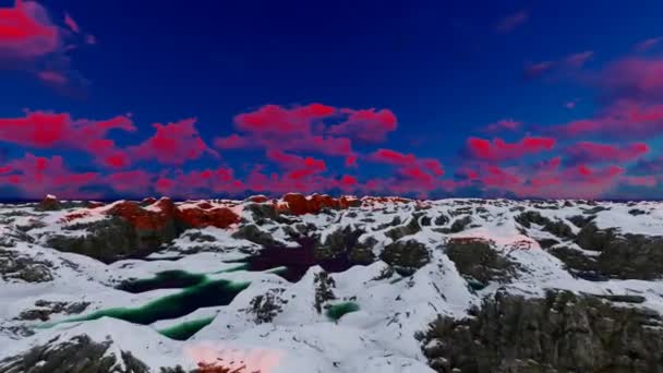 赤い夕日の残雪の山々 と青い空、空中撮影 — ストック動画