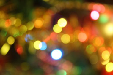 Noel ağacı ve süslemeli soyut noel arkaplanı