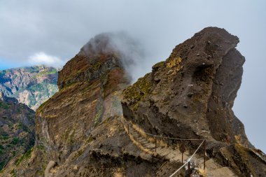Turist yolundan Pico Areeiro Pico Ruivo, Madeira Adası