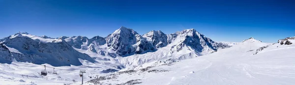 Panorama invierno vista montaña I Imágenes De Stock Sin Royalties Gratis