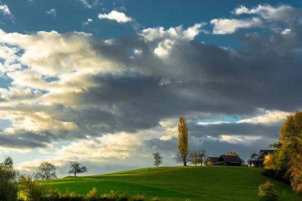 Landscape House Sunlit Hill Austria — Stock Photo, Image
