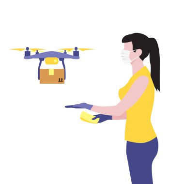 Koruyucu tıbbi maskeli beyaz bir kadının vektör çizimi ve paket ya da kutuyu getiren uçan bir dron. İnsansız hava aracı konseptiyle kapıya güvenli bir teslimat. Çevrimiçi alışveriş emri