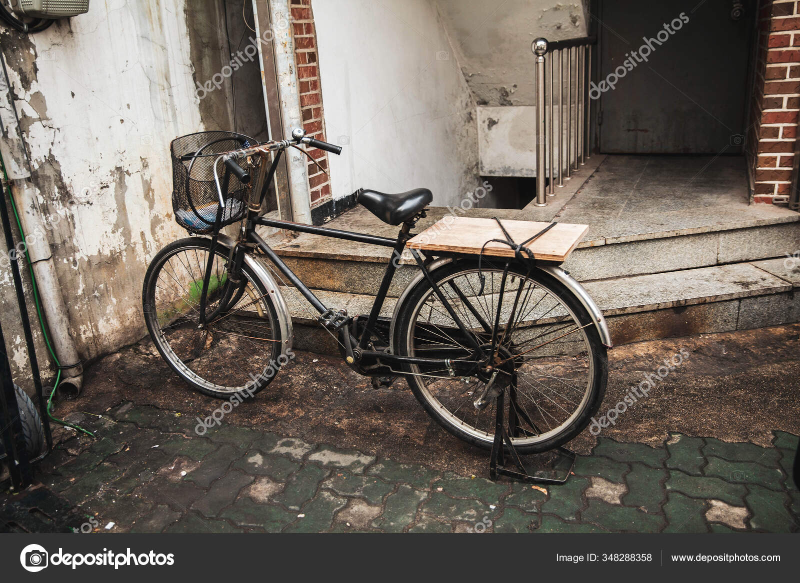 baskets for the back of a bicycle