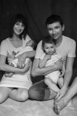 Babalar silah, şirin 2 döşeme uyku küçük bebek bebek çocuk y