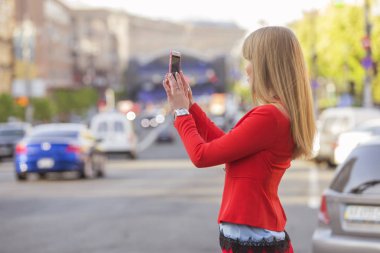 Sarışın beyaz iş kadını arıyorum güzel zengin lüks