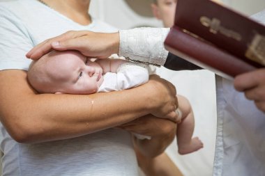 Küçük bir çocuk olarak vaftiz (vaftiz) cerem nimet abbe