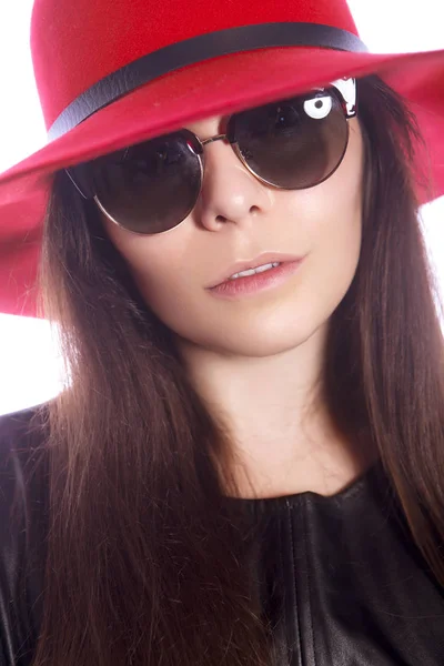 Femme Caucasienne Robe Noire Chapeau Rouge Avec Longs Cheveux Foncés — Photo