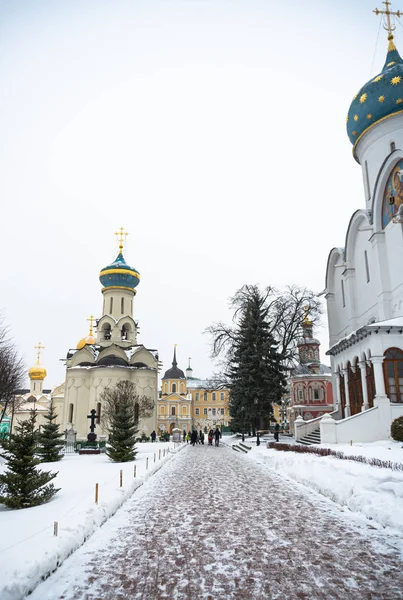 Путь Сергиево Посадском Монастыре — стоковое фото