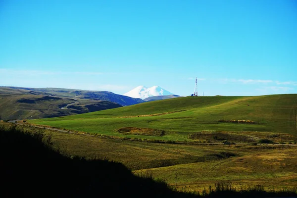 Volcán Elbrus Verano Desde Meseta Bermamyt Rusia — Foto de Stock