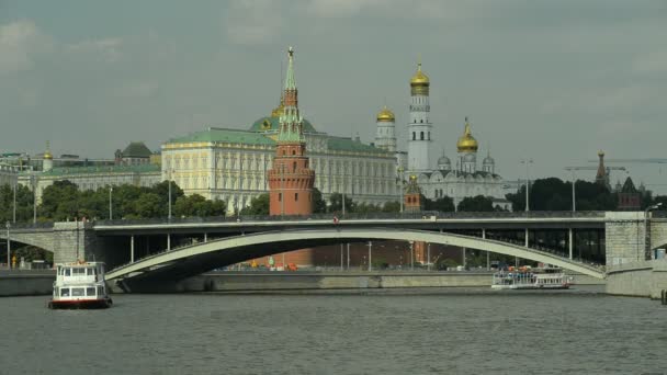 Moscou. Vue sur le Kremlin et le centre-ville . — Video