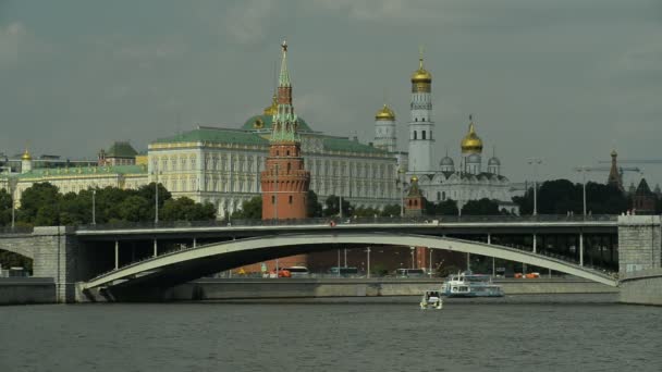 Moscou. Vue sur le Kremlin et le centre-ville . — Video