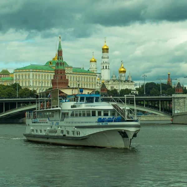 31.08.2016 Moskova. Kremlin ve kent merkezinin görünümü. — Stok fotoğraf