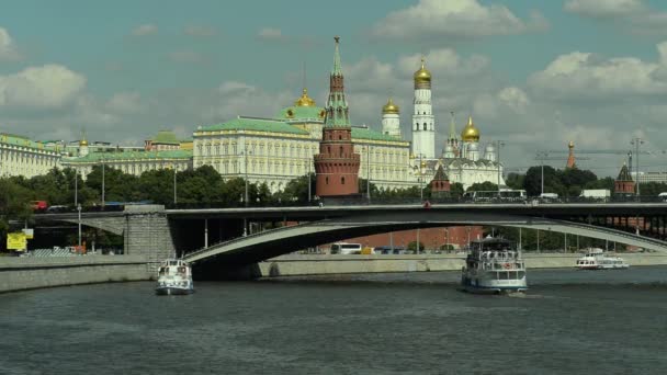 10.08.2016 Moscou. Navegação no rio Moscou . — Vídeo de Stock