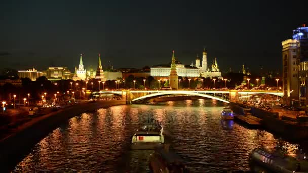 10.08.2016 akşam Moskova. Kremlin ve kent merkezinin görünümü. — Stok video