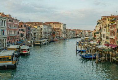 18.04.2019. İtalya. Venedik. Büyük Kanal 'ın sabah manzarası.