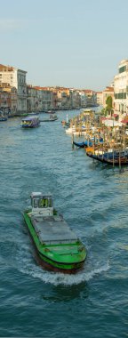 18.04.2019. İtalya. Venedik. Büyük Kanal 'ın sabah manzarası.