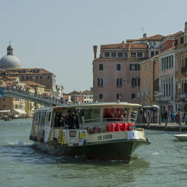 2019 Italien Venedig Vaporetto Grand Canal — Stockfoto