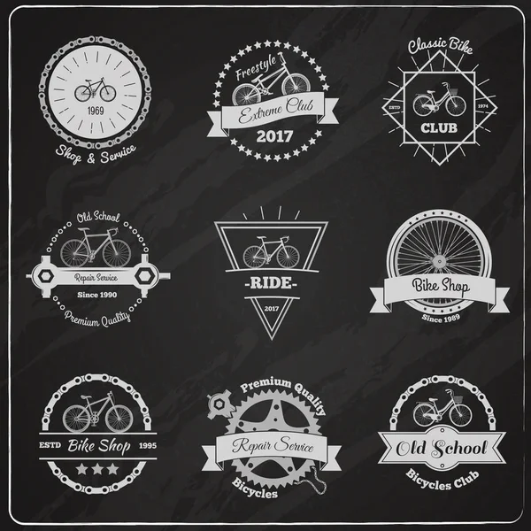Ensemble d'emblèmes de tableau noir de vélo — Image vectorielle