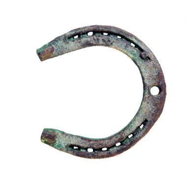 Paslı at nalı beyaz arka planda izole edilmiş.