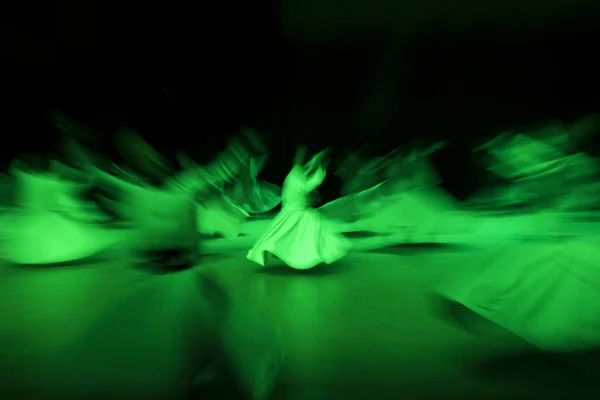 Dansande Derwishes på golvet — Stockfoto