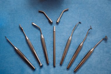 Stomatoloji ve maksimum yüz ameliyatı için profesyonel araçlar.