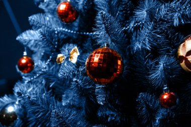 Madalyalı Noel ağacı.