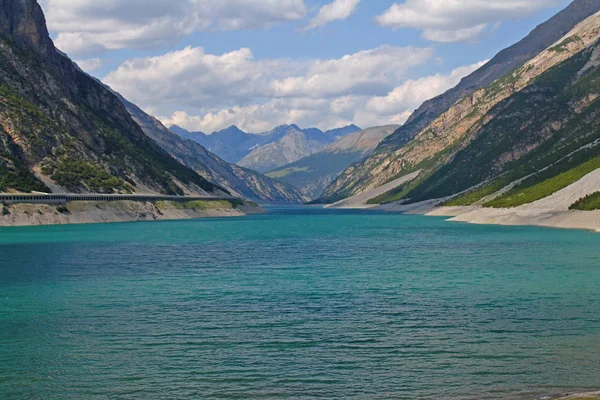 O lago Livigno — Fotografia de Stock