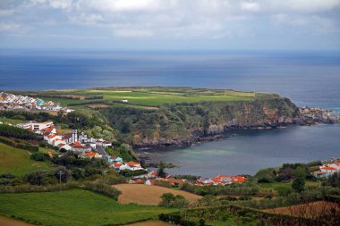 Sao Miguel 'deki Porto Formoso' nun hava görüntüsü