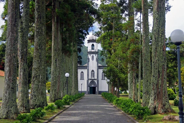 Церква Сан-Ніколау в Сете-Сідадес в Сан-Мігель — стокове фото