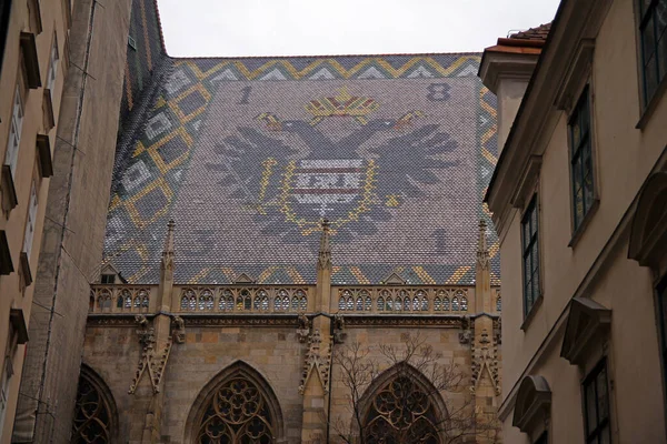 ウィーンの聖シュテファン大聖堂の屋根の詳細 — ストック写真