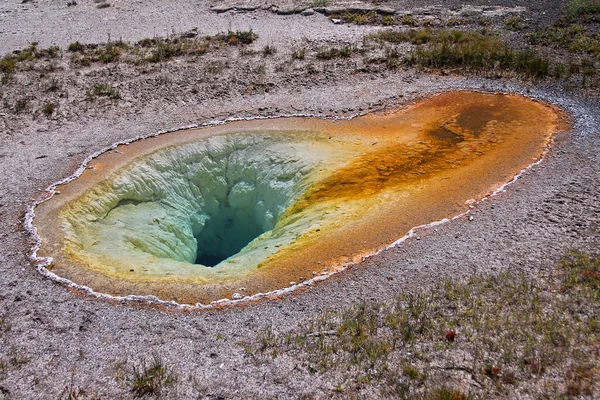 Вода Радуга Земле — стоковое фото