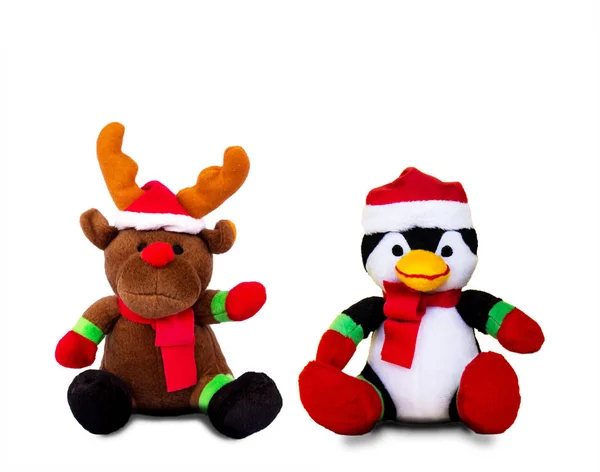 Noel Pengueni ve Ren Geyiği Beyazın Üzerinde