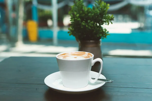 Horké Latte, šálek kávy — Stock fotografie