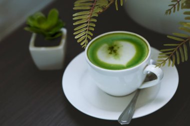 Yeşil çay matcha.