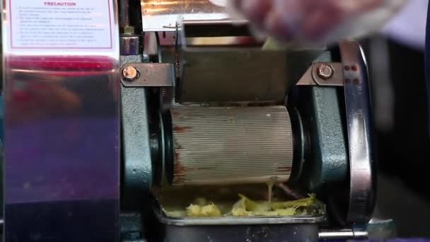 Street thai nourriture, Machine à faire du jus de canne à sucre .