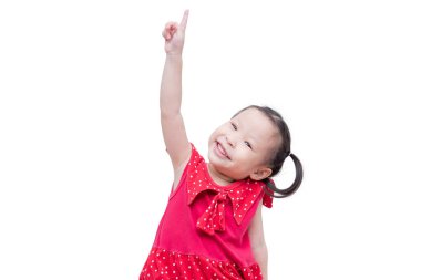 küçük kız beyaz zemin üzerine işaret