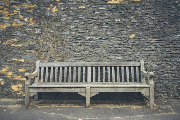 Chaise Bois Devant Mur Briques Ciment — Photo