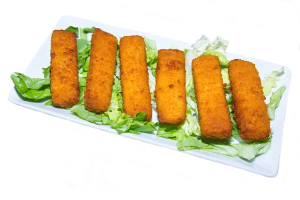 Fish sticks op dienblad van bovenaf gezien — Stockfoto