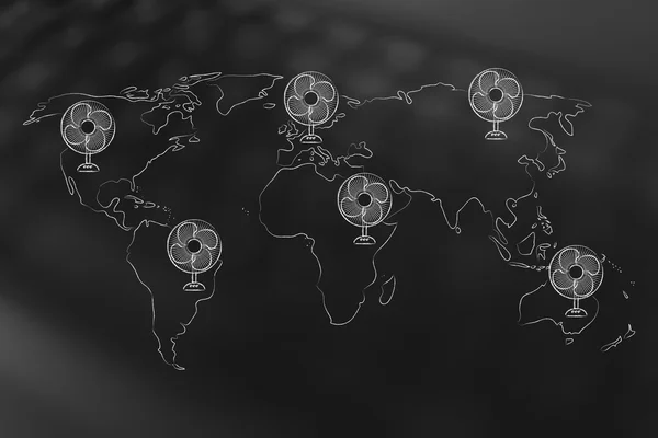 Calentamiento global, mapa del mundo con divertidos ventiladores eléctricos —  Fotos de Stock